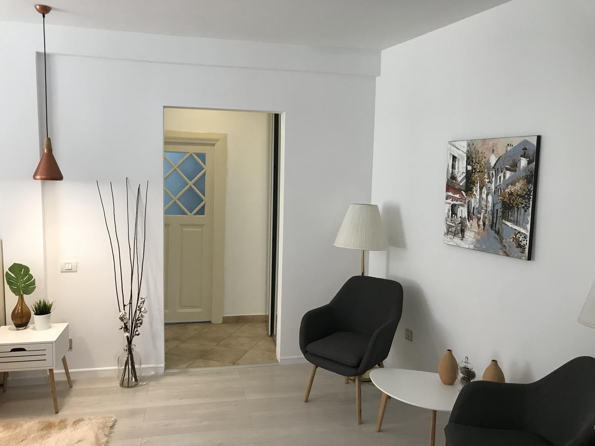 Metropole Apartments Invilla Old City Bukarest Kültér fotó