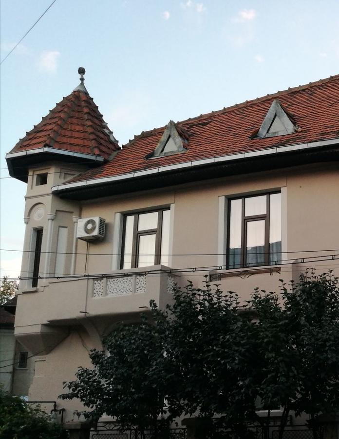 Metropole Apartments Invilla Old City Bukarest Kültér fotó